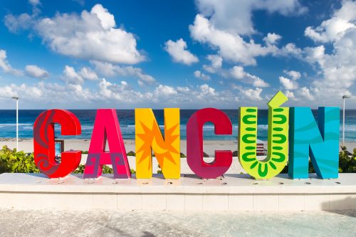 día de la raza en Cancún