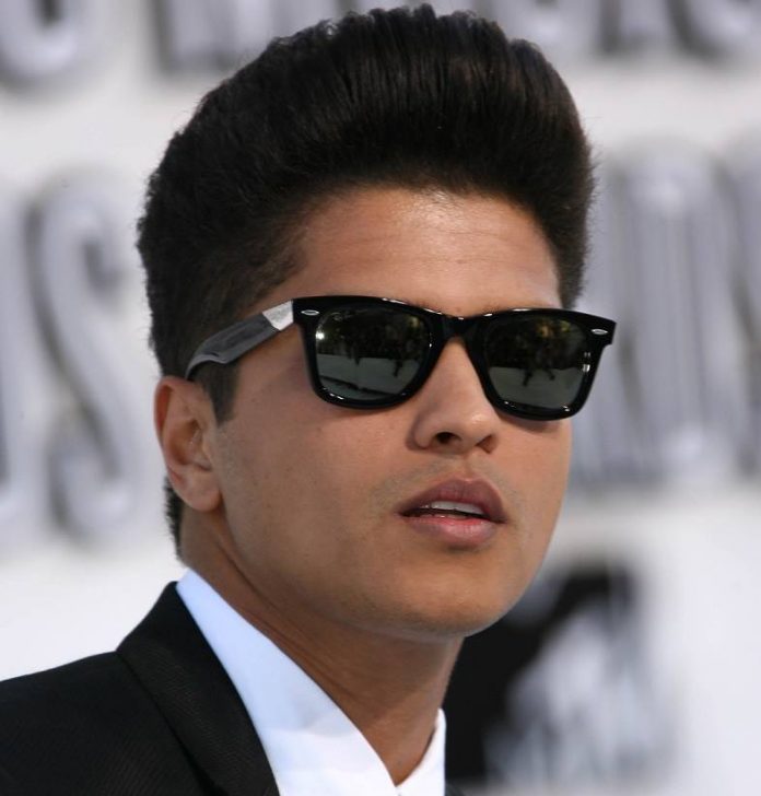 Bruno Mars viene a México en 2018